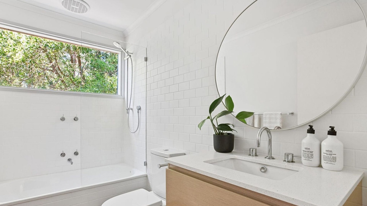 Photo of Bathroom in Red Hill South