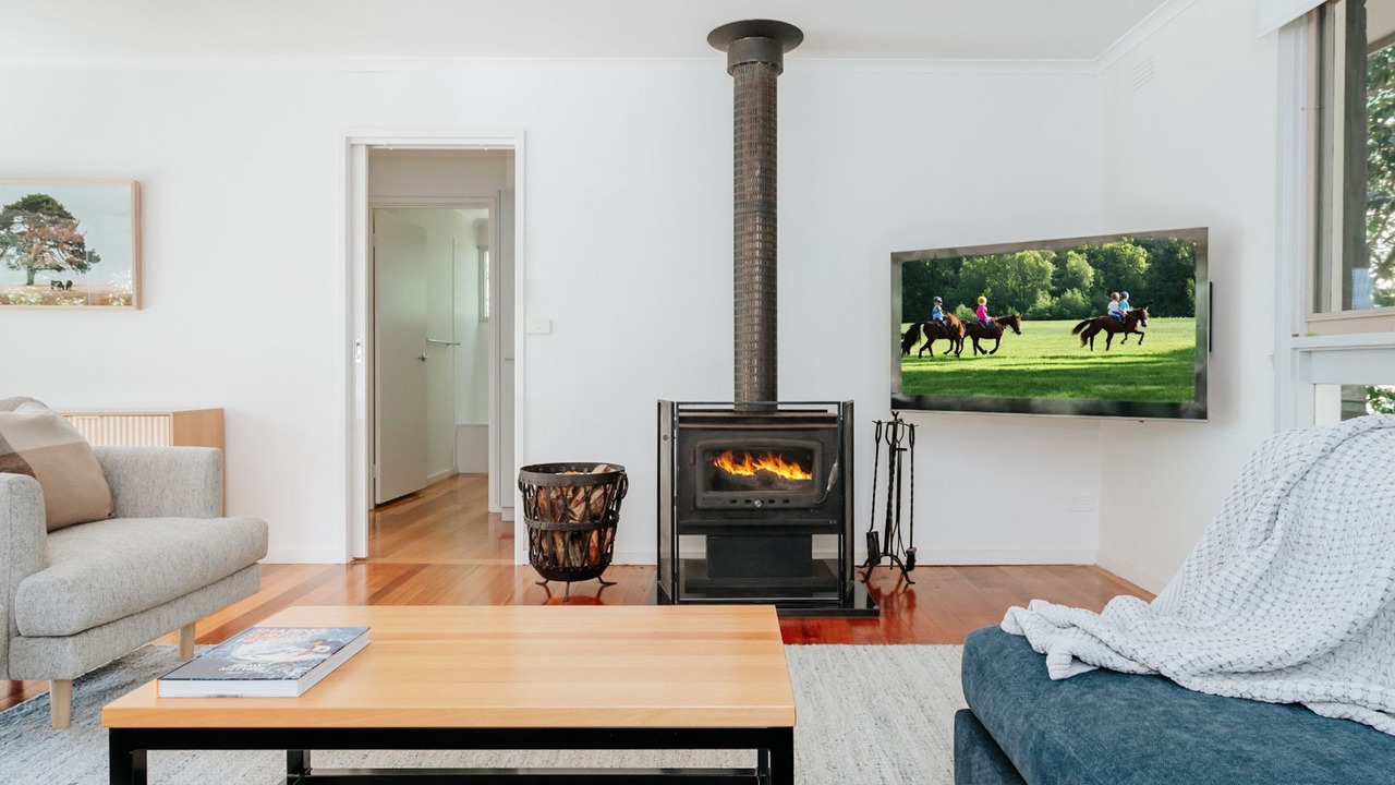 Photo of Livingroom in Red Hill South