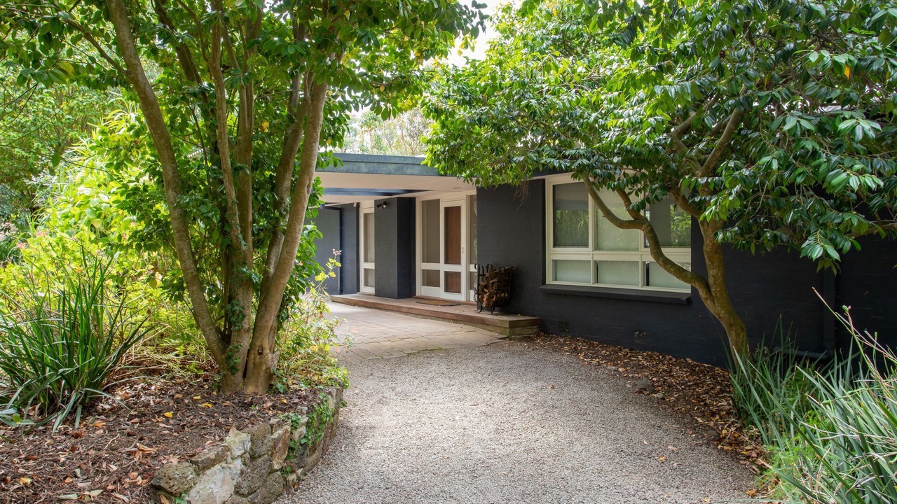 Photo of Outdoor in Red Hill South