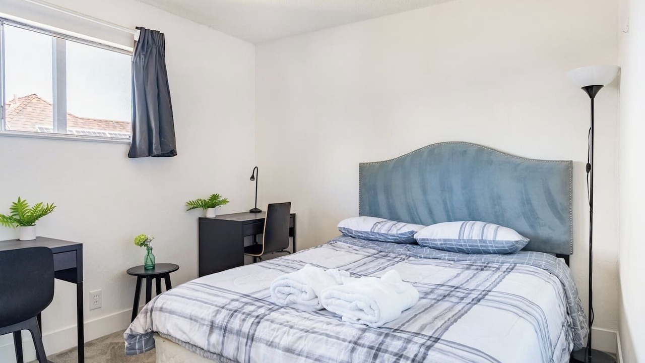 Photo of Bedroom in Central Berkeley