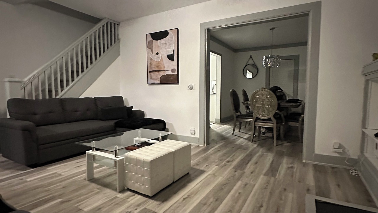 Photo of Livingroom in East Orange