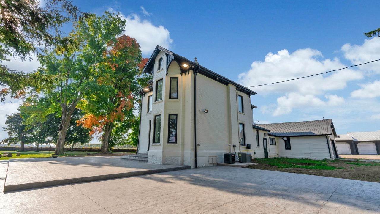 Photo of Outdoor in Halton Regional Municipality