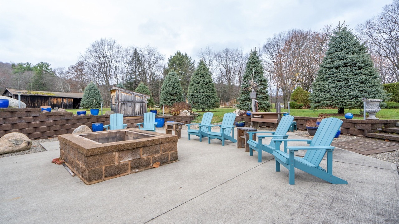 Photo of Patio Balcony in Scottsburg
