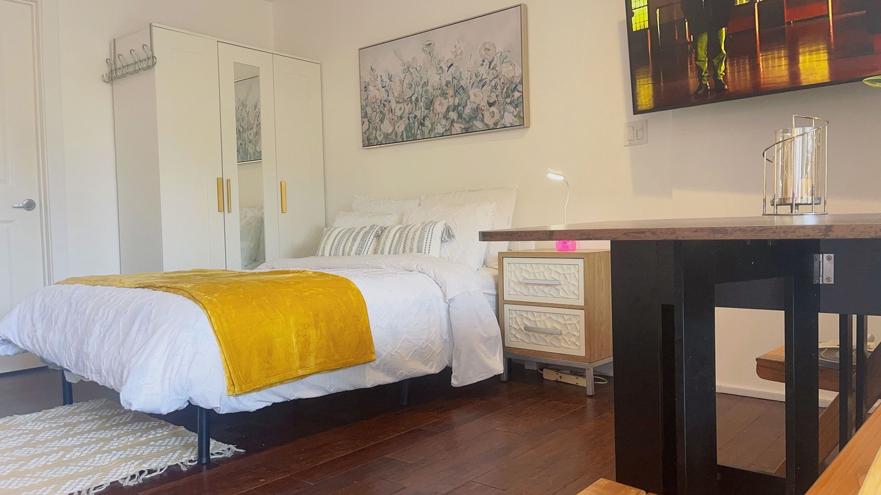 Photo of Bedroom in Santa Ana Heights