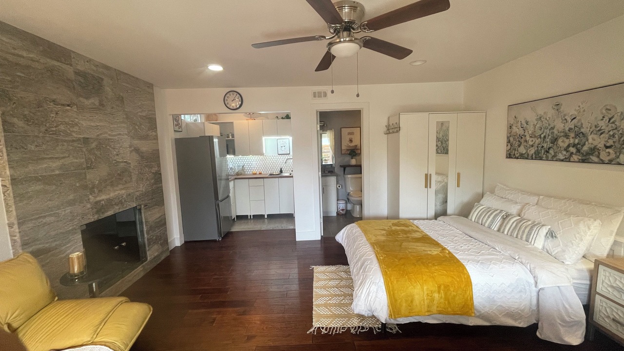 Photo of Bedroom in Santa Ana Heights