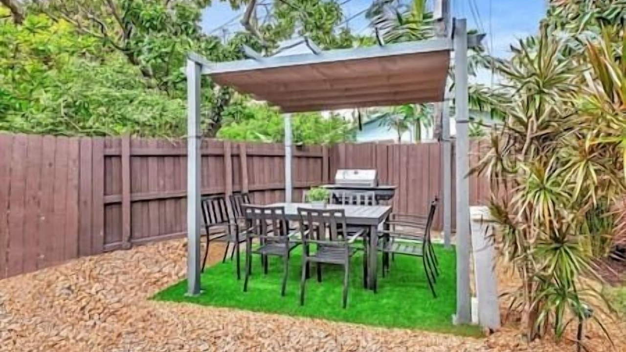 Photo of Outdoor in Middle River Terrace