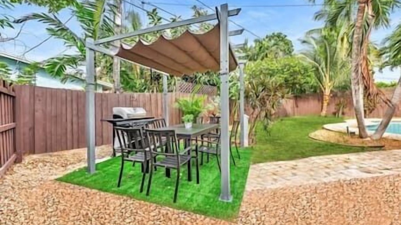 Photo of Outdoor in Middle River Terrace