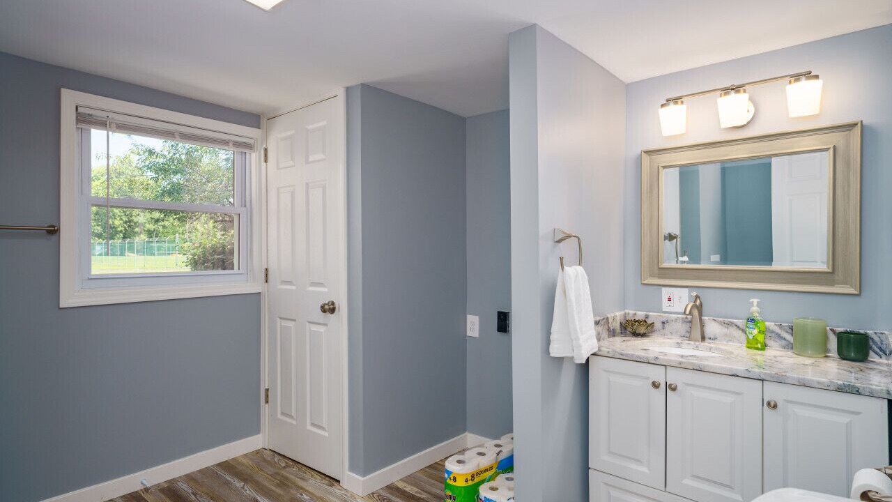 Photo of Bathroom in Mentor-on-the-Lake