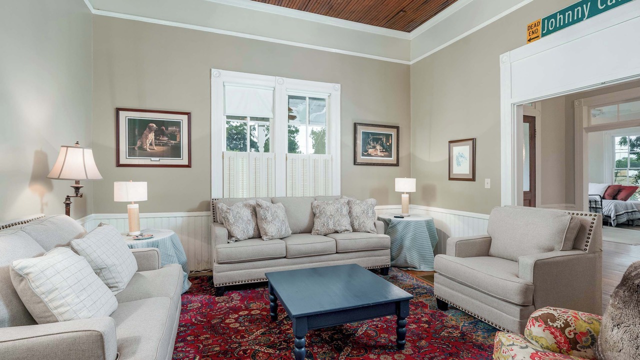 Photo of Livingroom in Northport