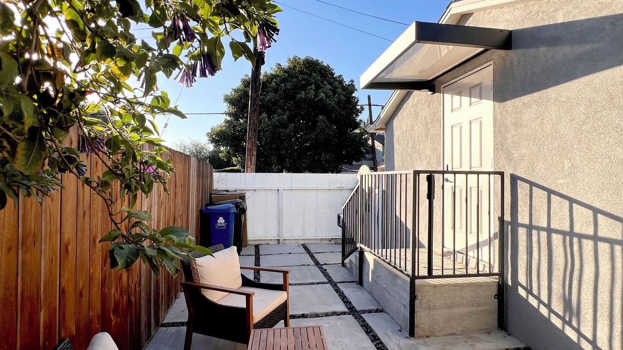 Photo of Patio Balcony in West Los Angeles