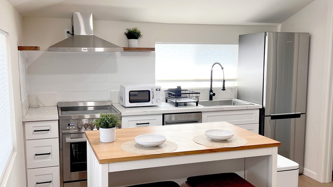 Photo of Kitchen in West Los Angeles