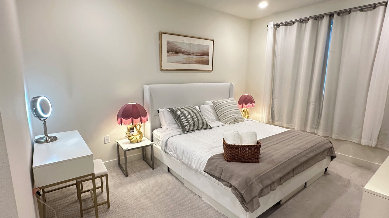 Photo of Bedroom in Airport Area