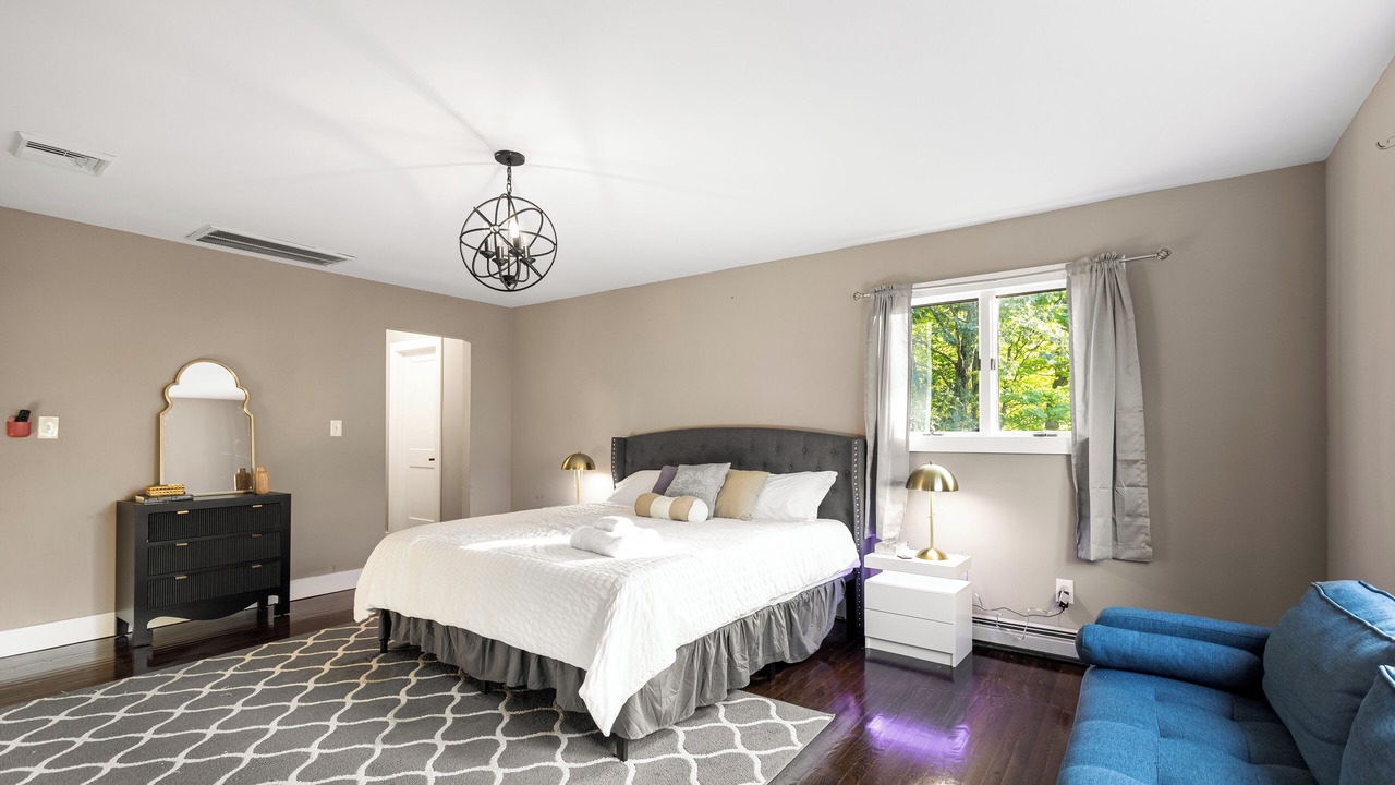 Photo of Bedroom in Monroe