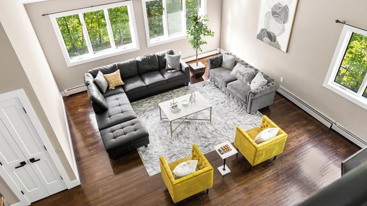 Photo of Livingroom in Monroe