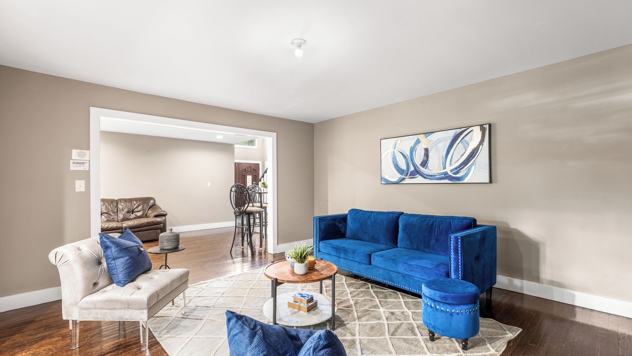 Photo of Livingroom in Monroe