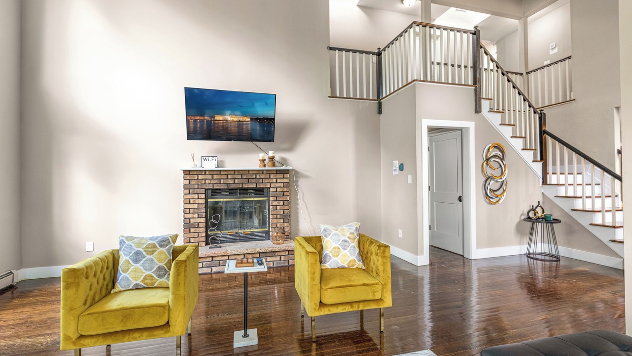 Photo of Livingroom in Monroe