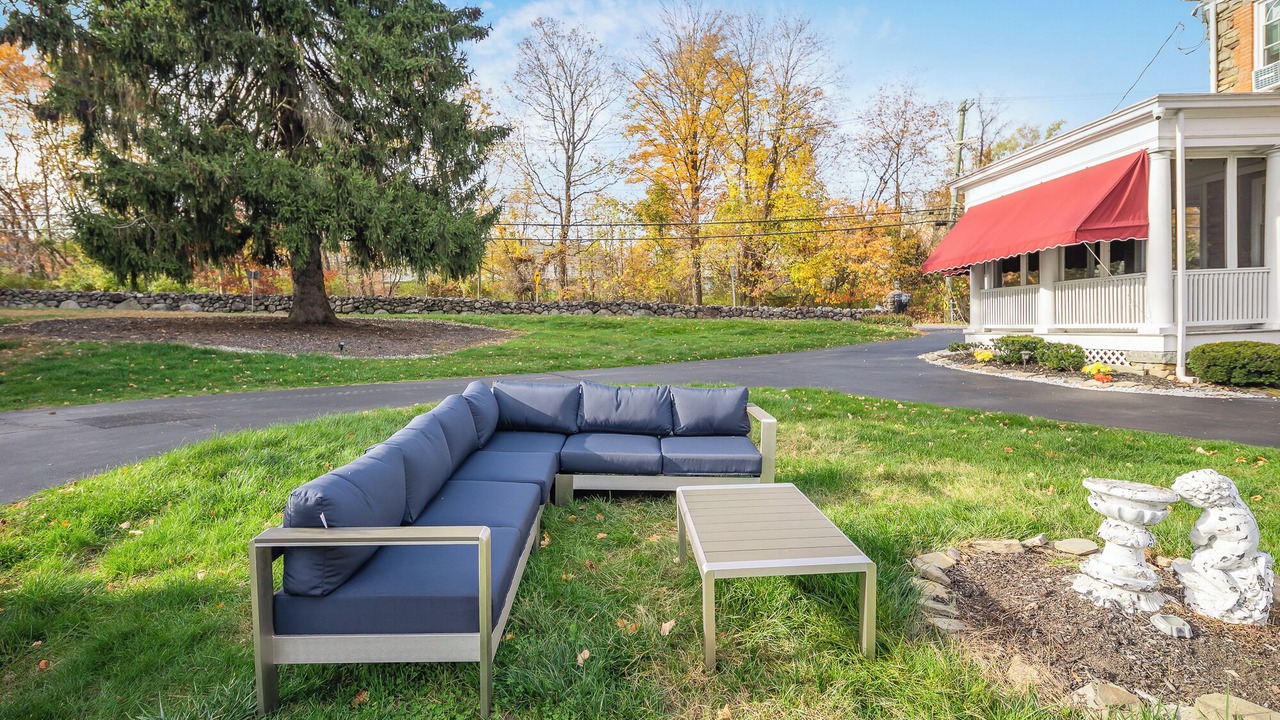 Photo of Outdoor in Montebello
