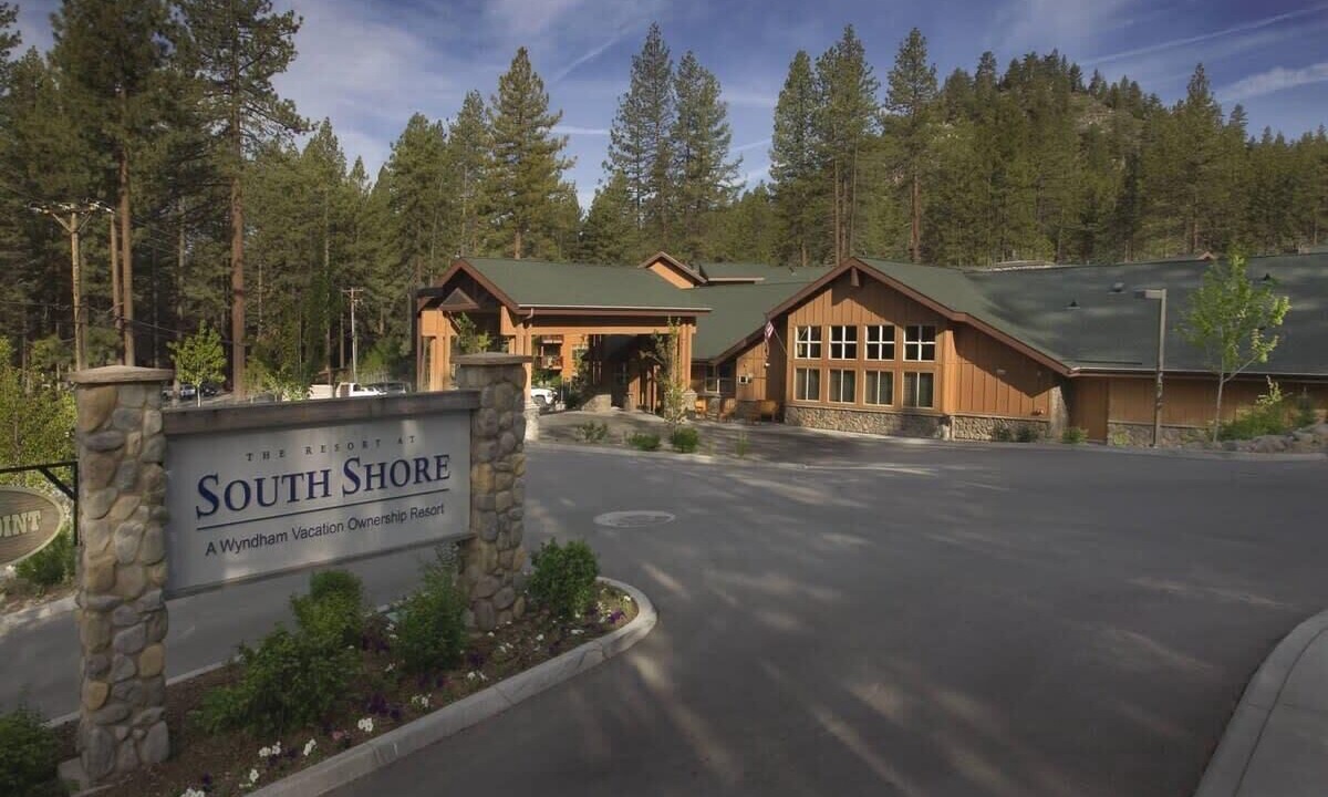 Photo of Outdoor in Round Hill Village