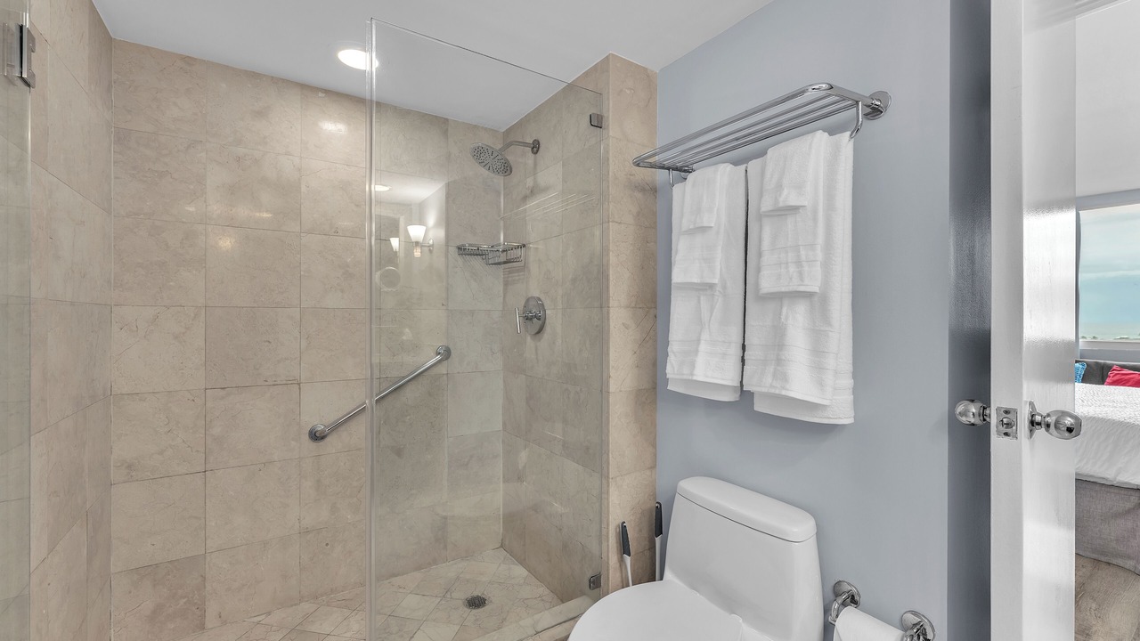 Photo of Bathroom in Birch Park Finger Streets