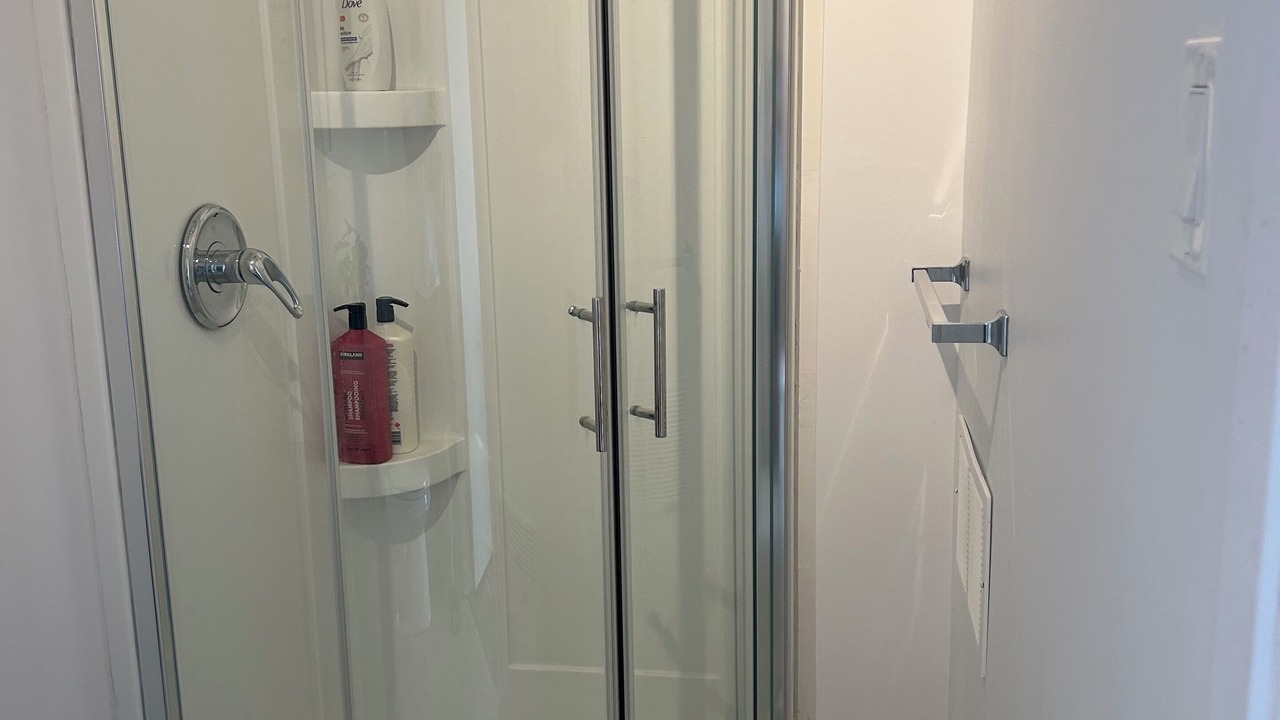 Photo of Bathroom in Levis