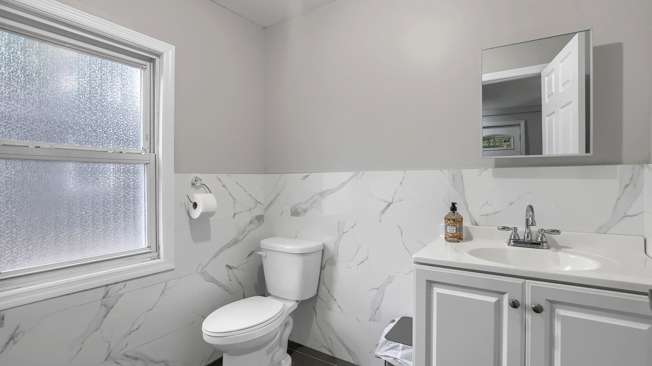 Photo of Bathroom in Middle Hope