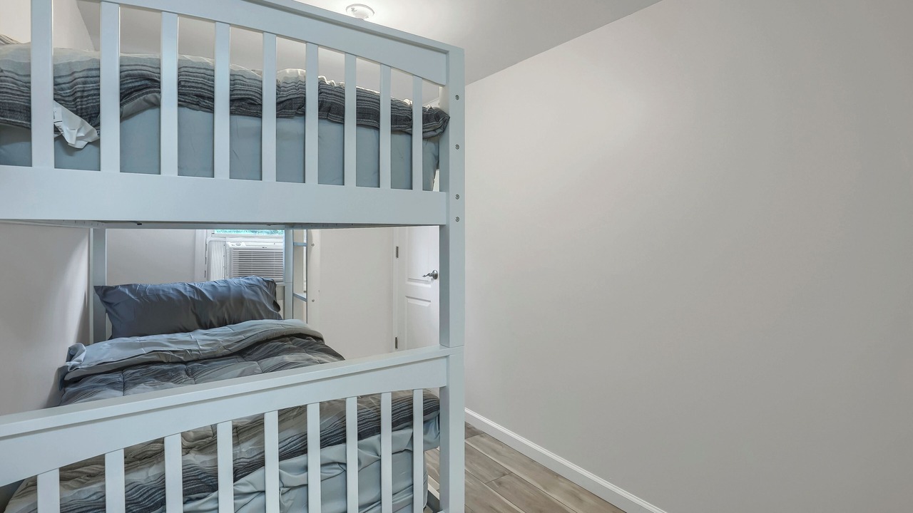 Photo of Bedroom in Middle Hope