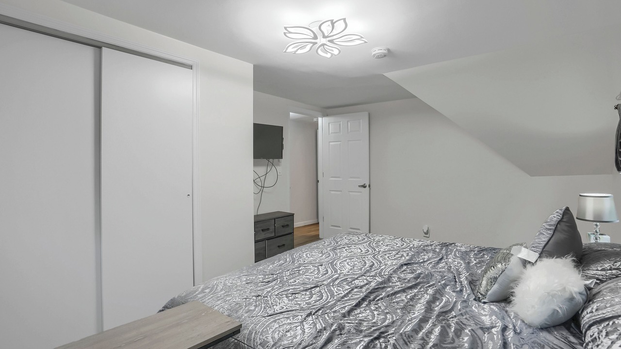 Photo of Bedroom in Middle Hope