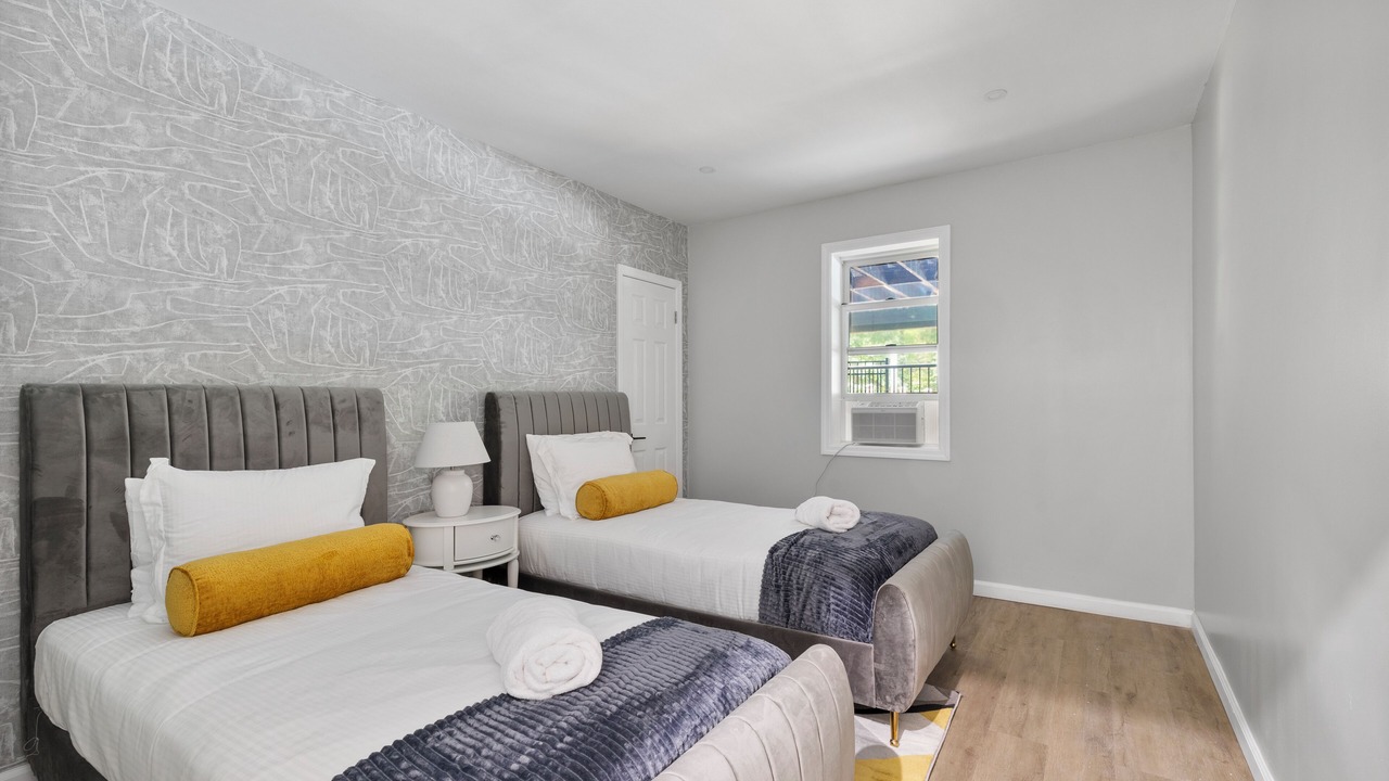 Photo of Bedroom in Airmont