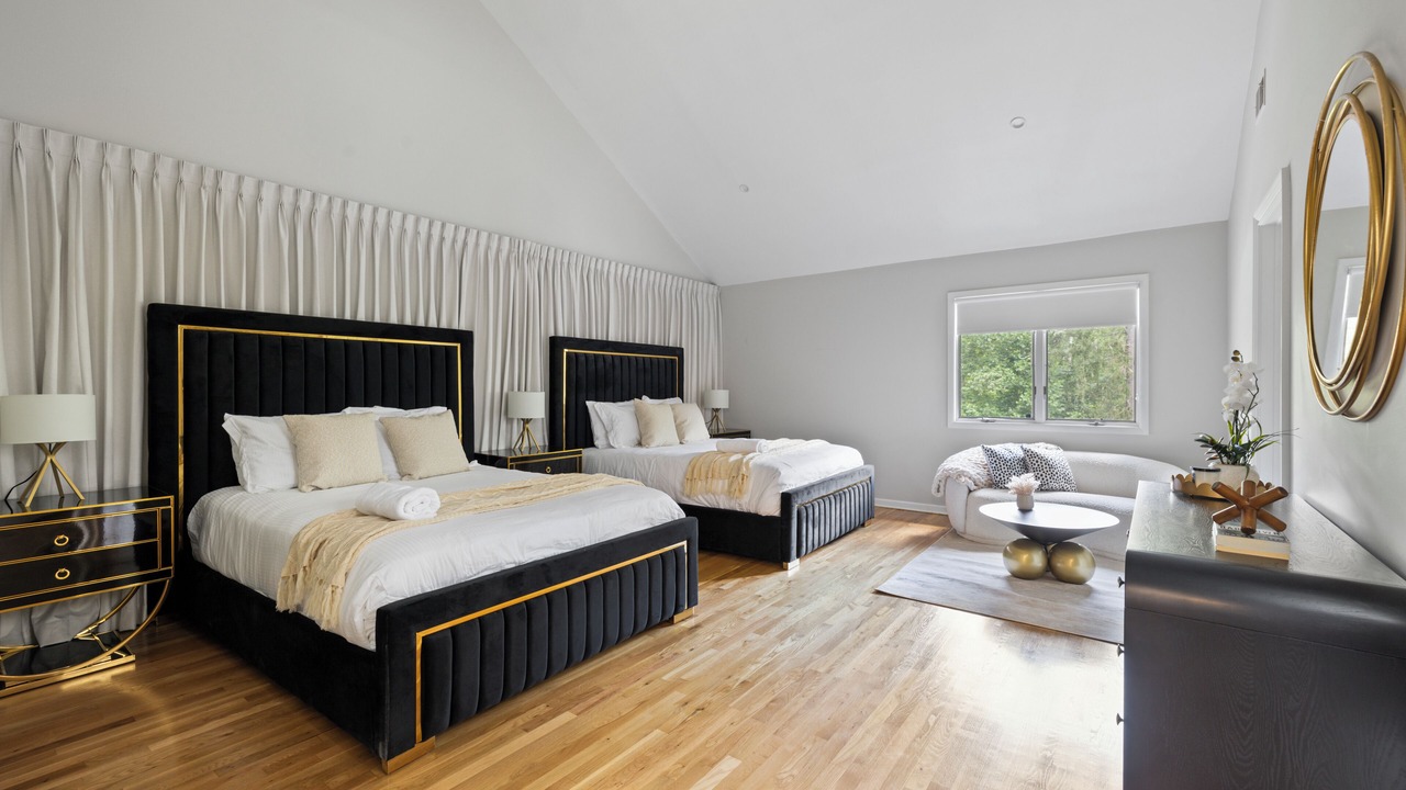 Photo of Bedroom in Airmont