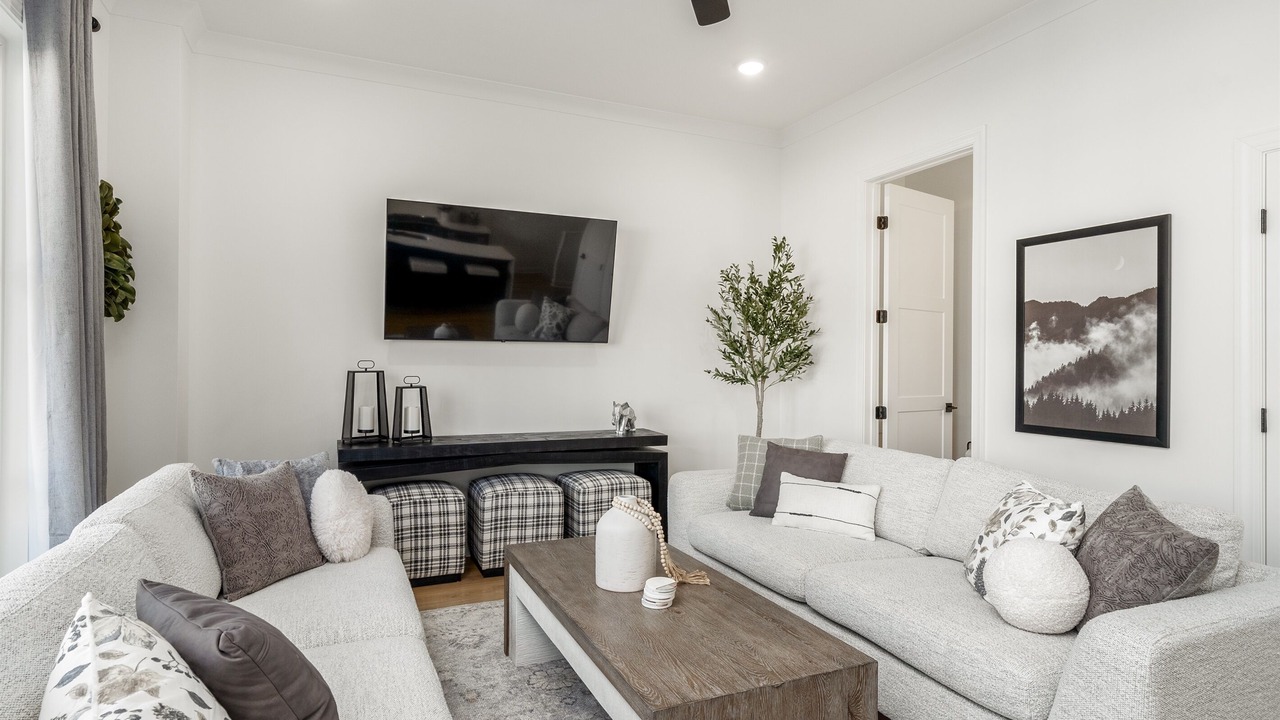 Photo of Livingroom in Druid City