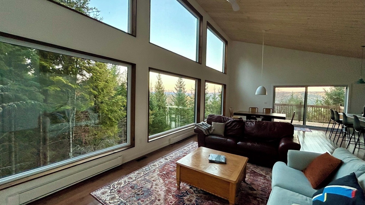 Photo of Livingroom in Baie-St-Paul