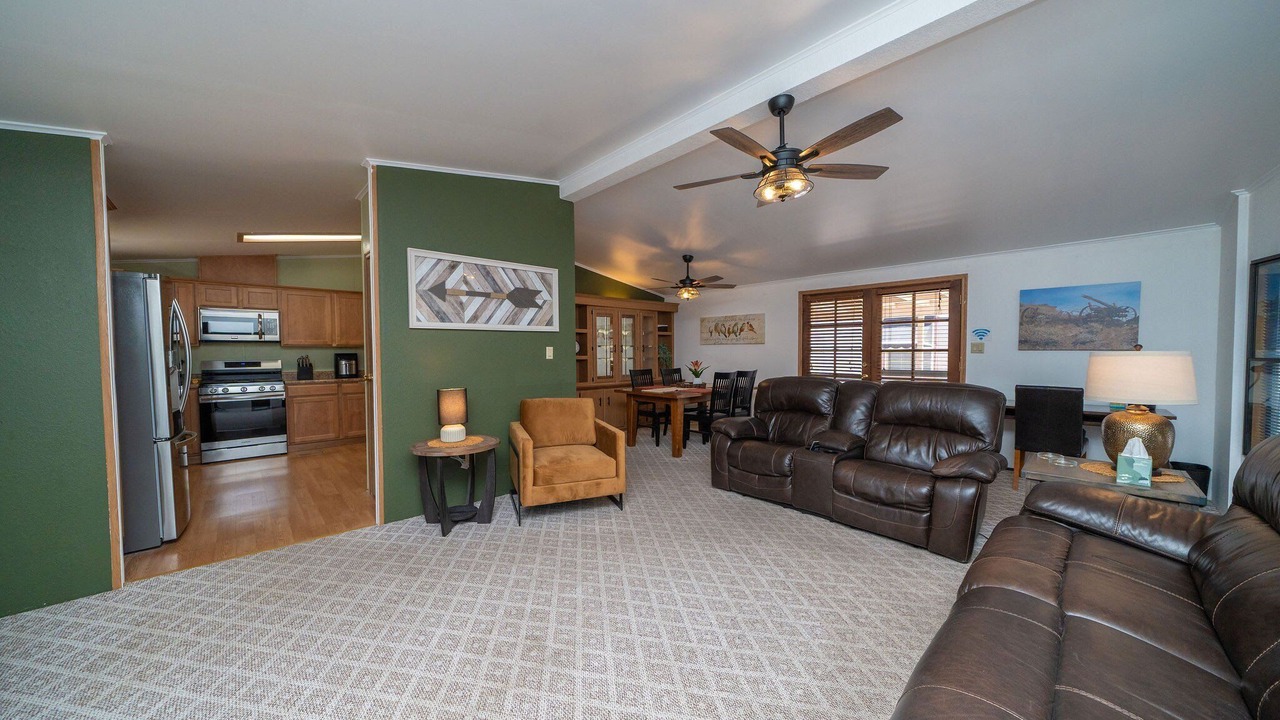 Photo of Livingroom in Parker Strip