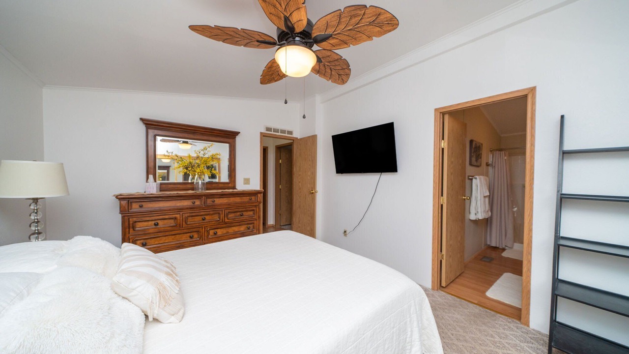 Photo of Bedroom in Parker Strip