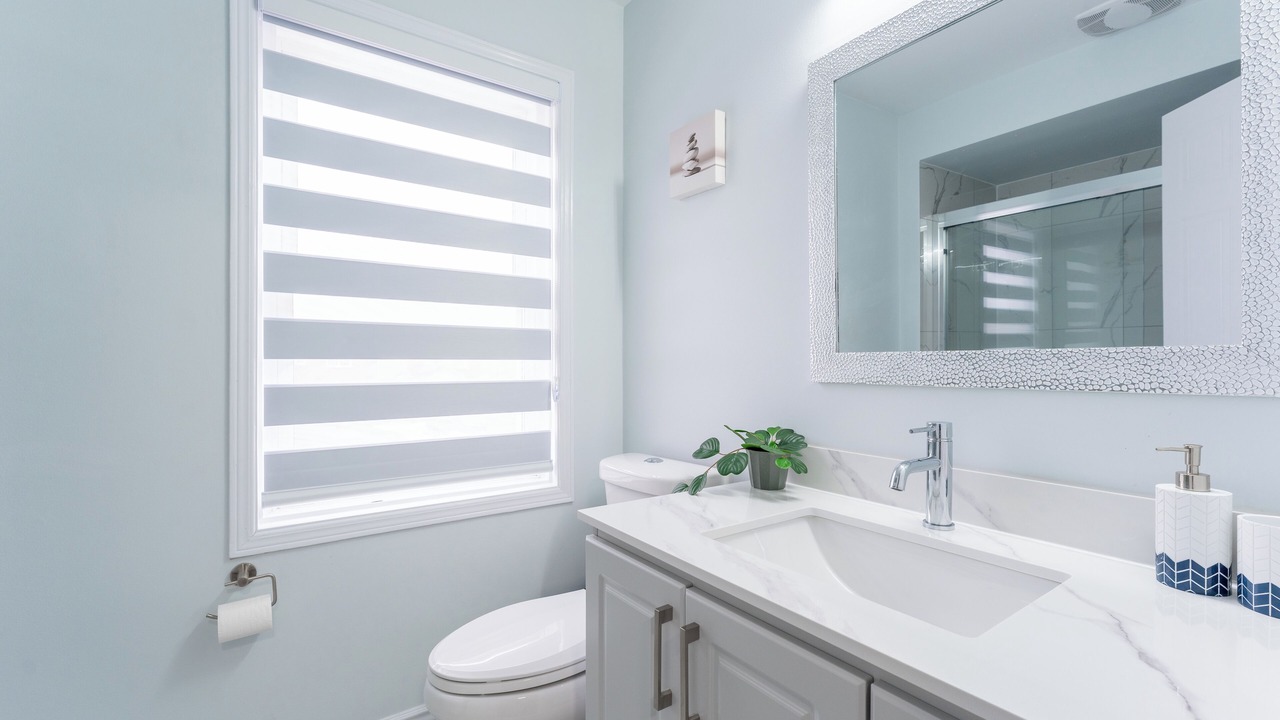 Photo of Bathroom in Halton Regional Municipality