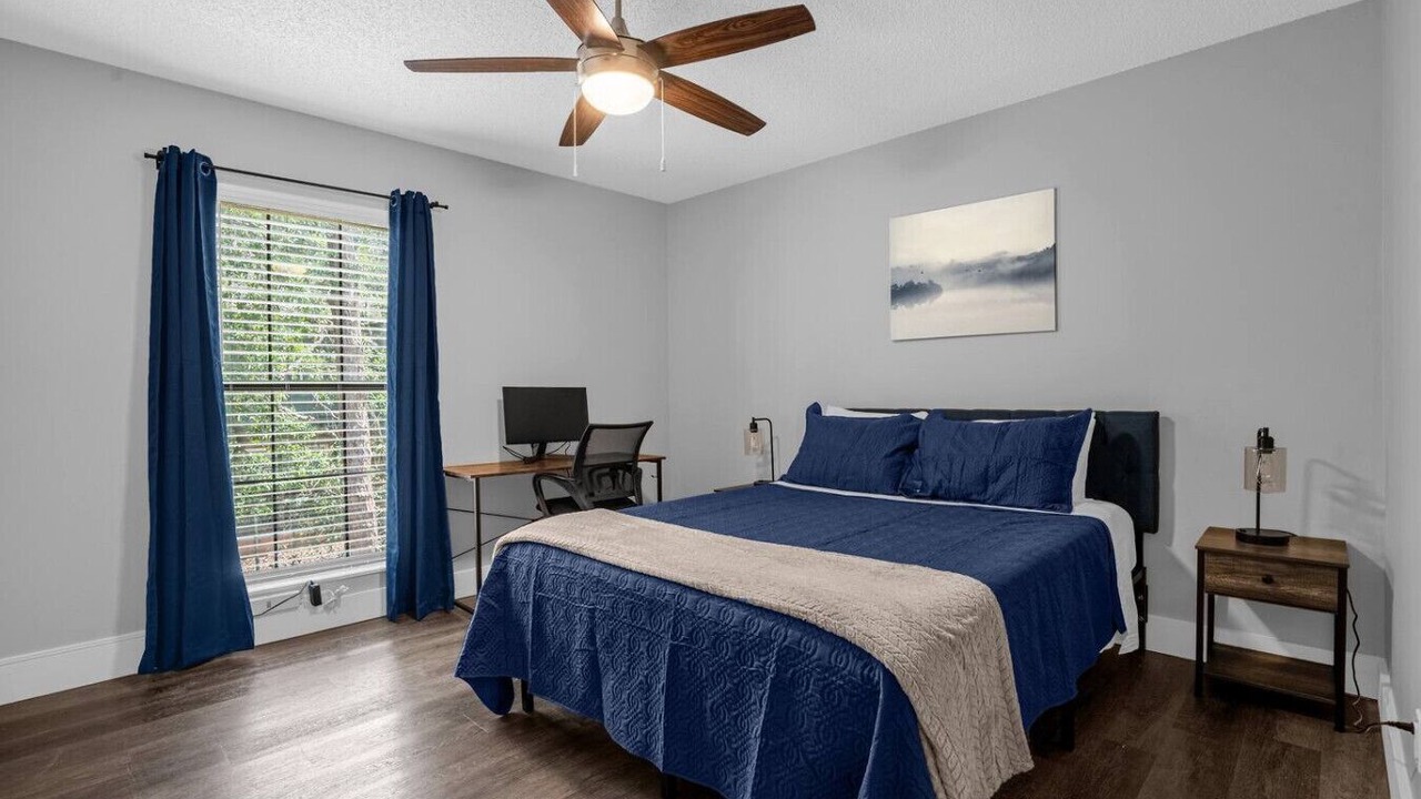 Photo of Bedroom in University