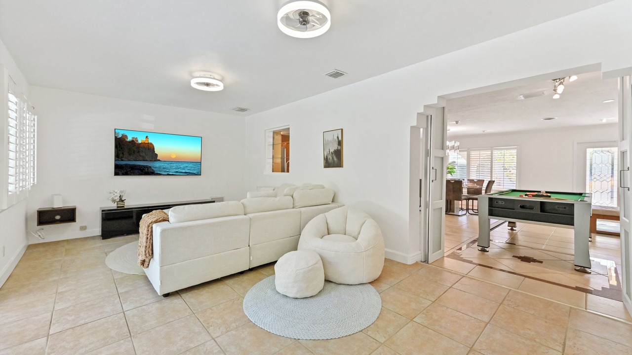Photo of Livingroom in Wilton Manors