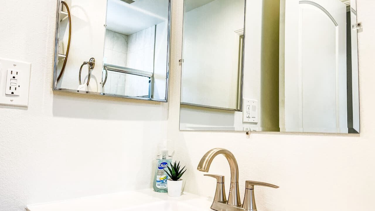 Photo of Bathroom in Los Angeles