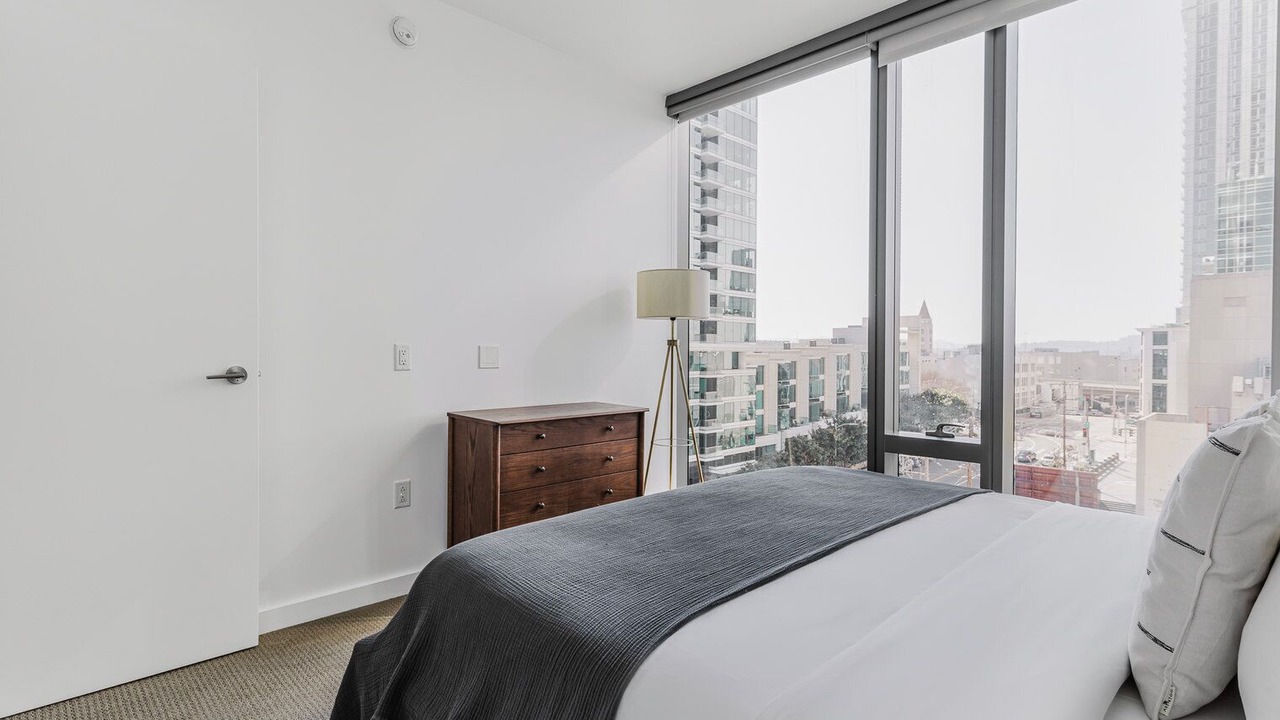 Photo of Bedroom in Rincon Hill
