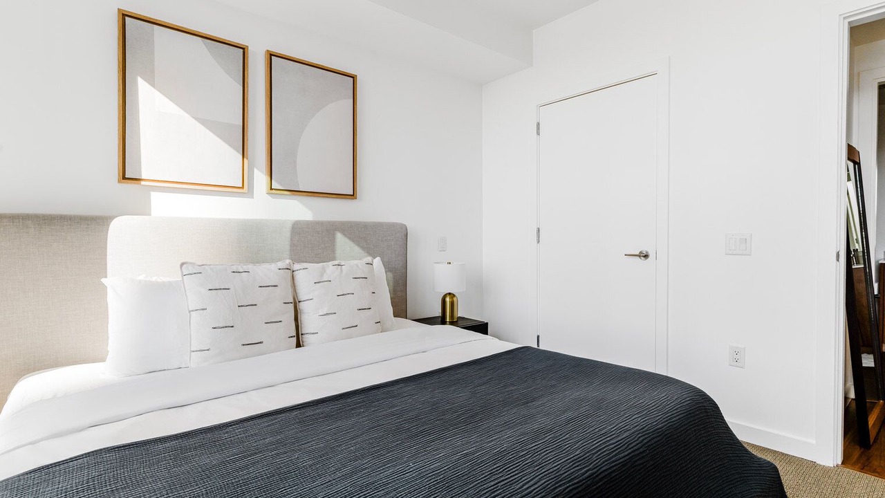 Photo of Bedroom in Rincon Hill