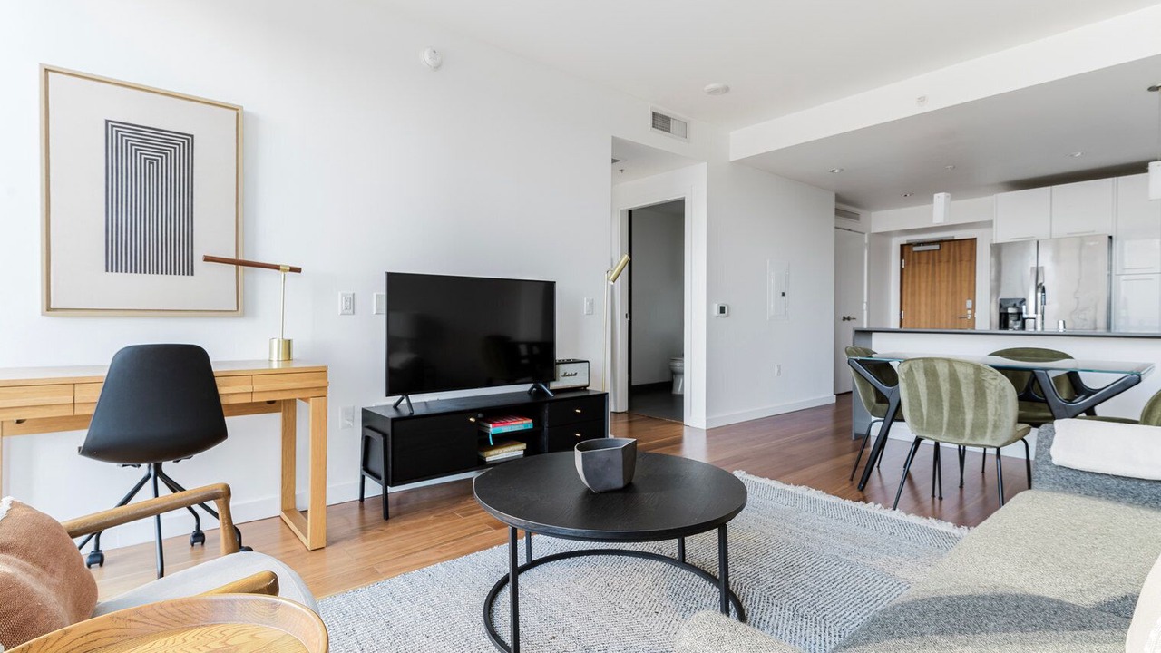 Photo of Livingroom in Rincon Hill
