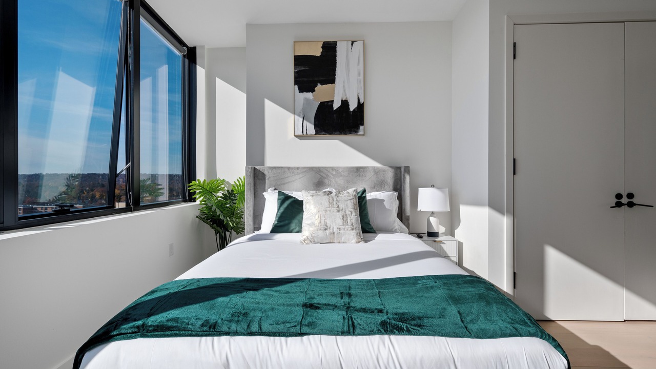 Photo of Bedroom in Orange
