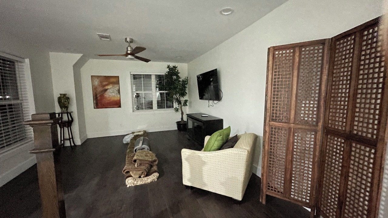Photo of Livingroom in Shannon