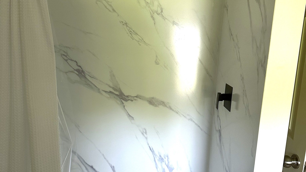 Photo of Bathroom in Batavia