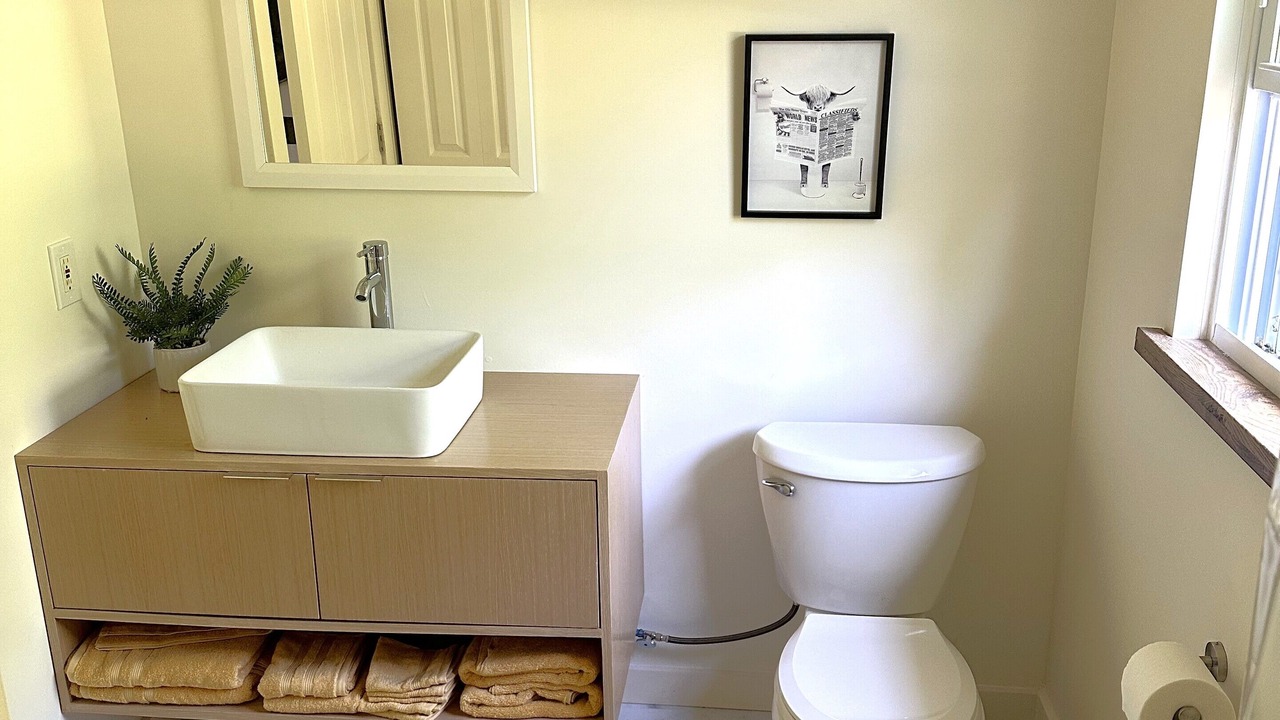 Photo of Bathroom in Batavia