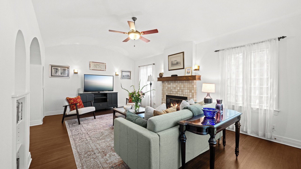 Photo of Bedroom in Melrose