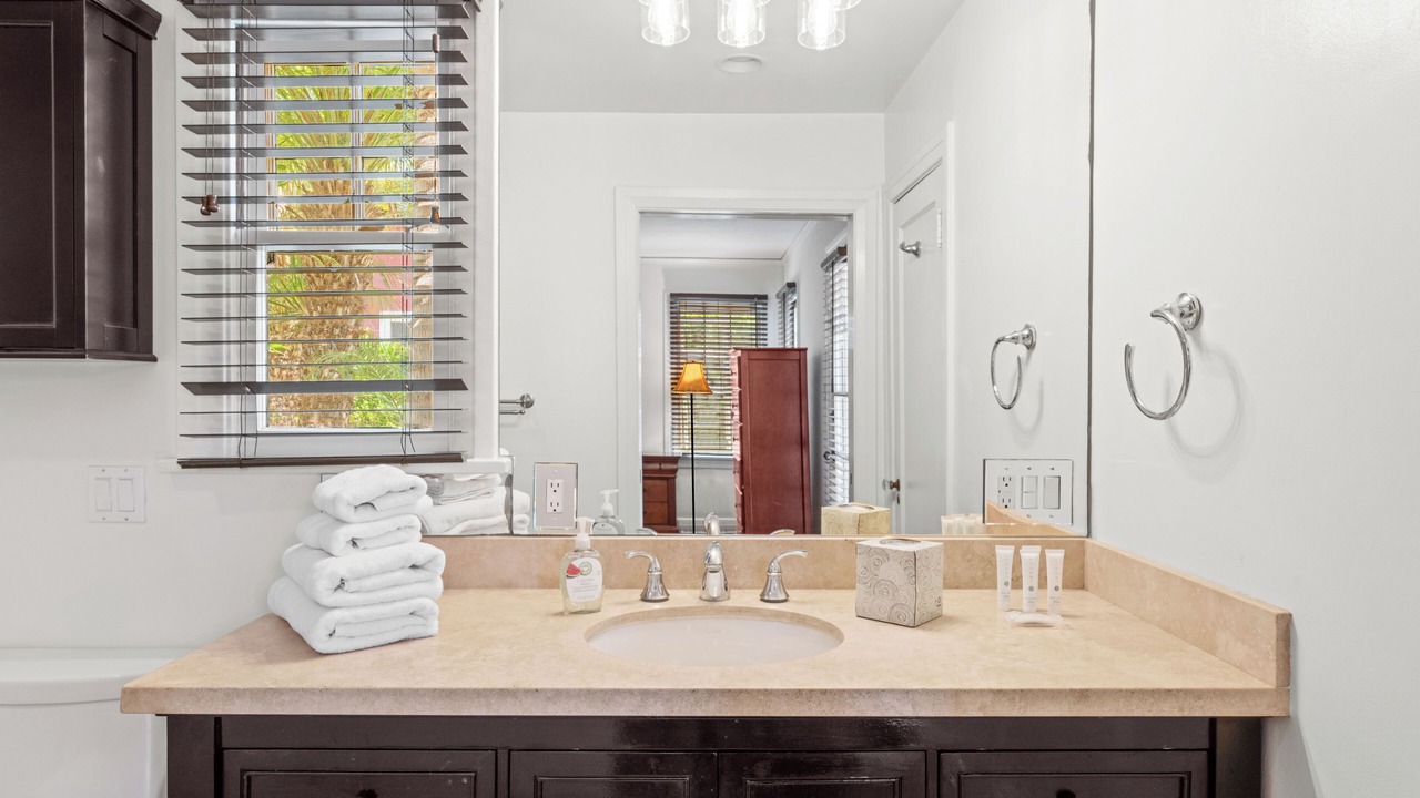 Photo of Bathroom in Melrose