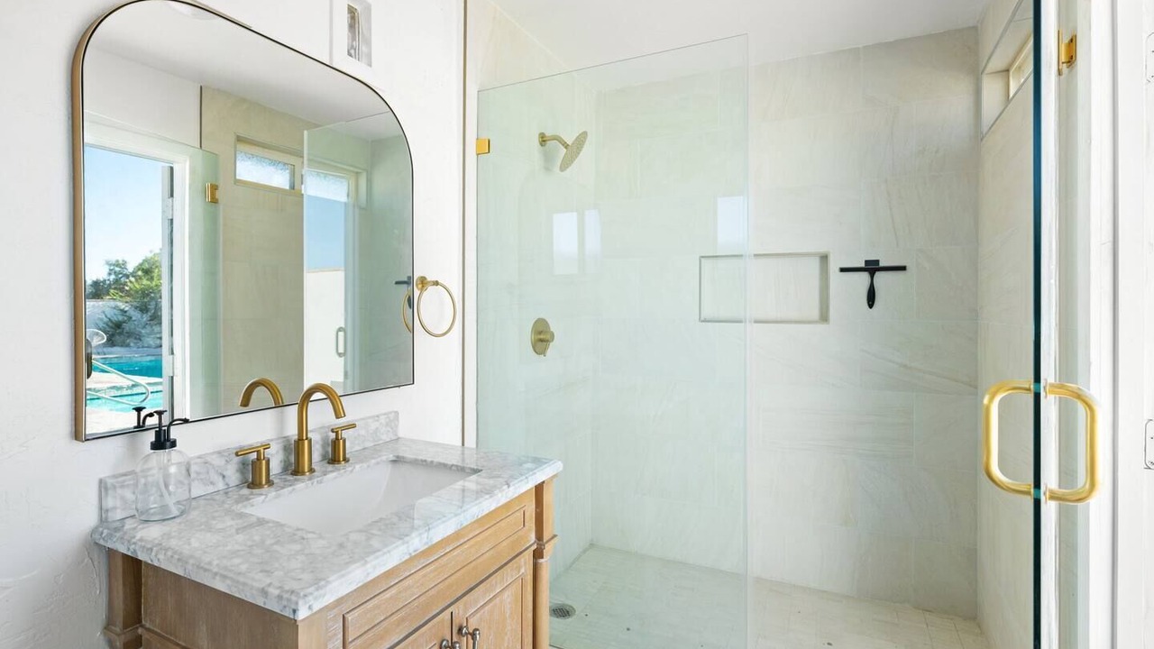 Photo of Bathroom in Panorama Heights