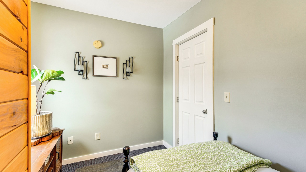 Photo of Bedroom in East Syracuse
