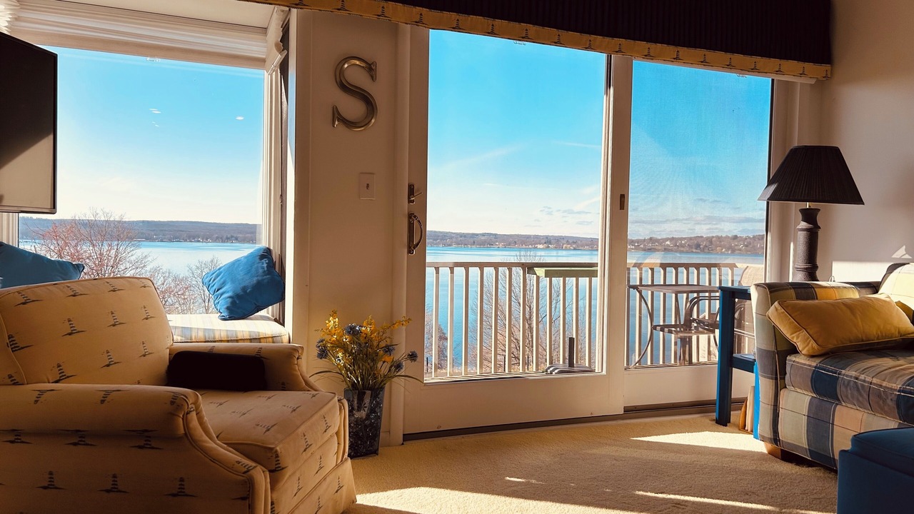 Photo of Livingroom in Dewittville