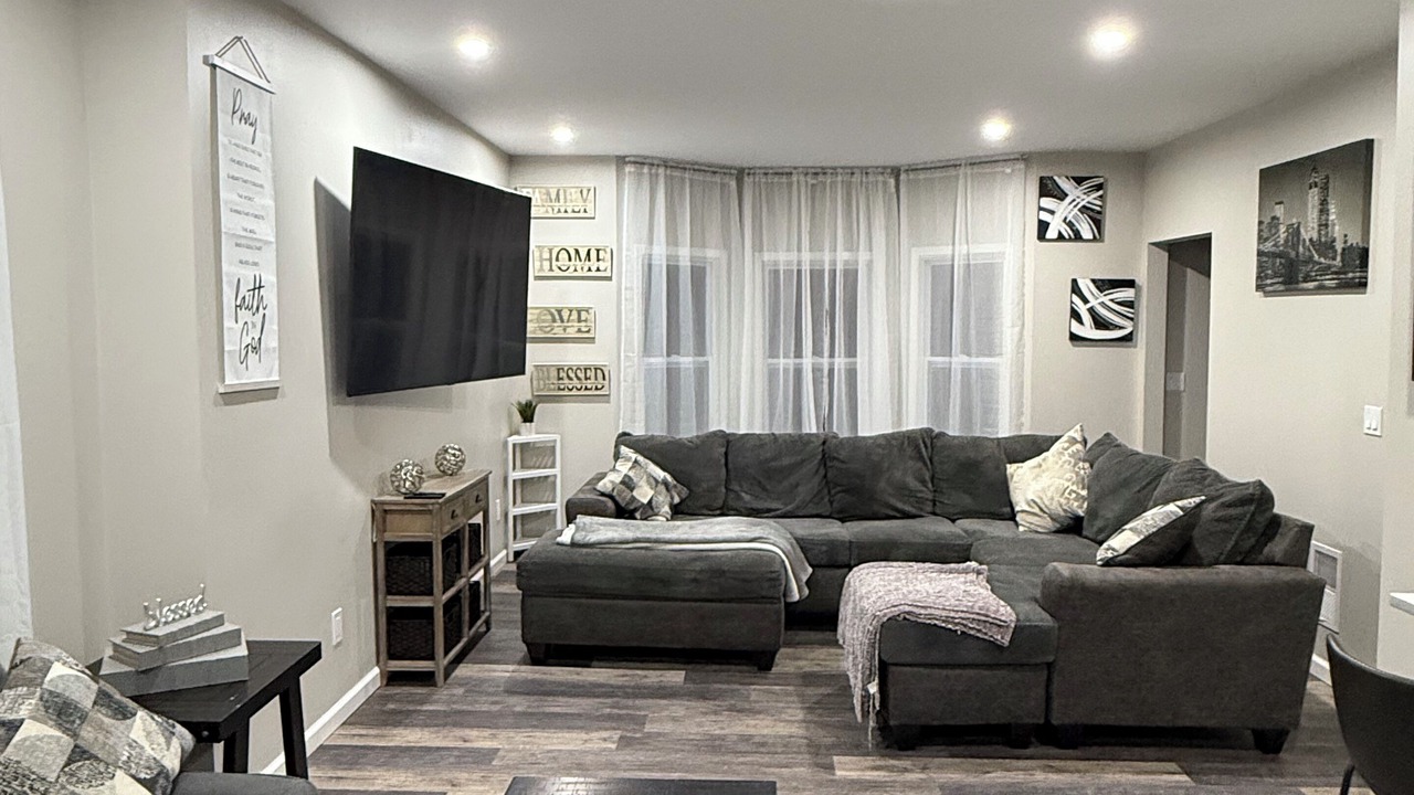Photo of Livingroom in Buffalo